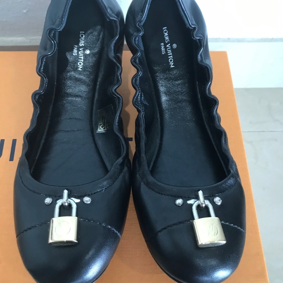 LOuis Vuitton , ballet shoes, size 7, brand new, original, with the box. - Picture 7 of 7